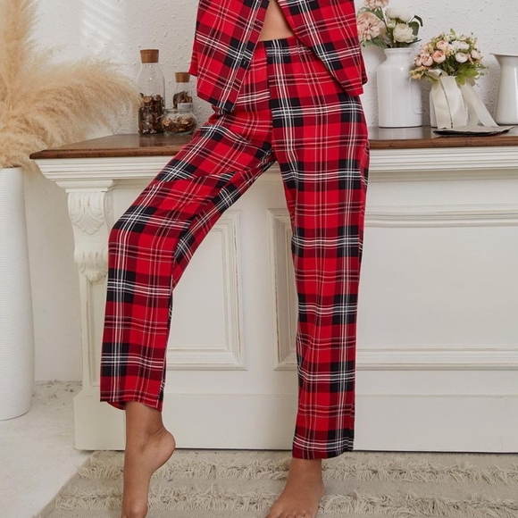 Red Plaid Pajamas S - XL - Picture 2 of 4